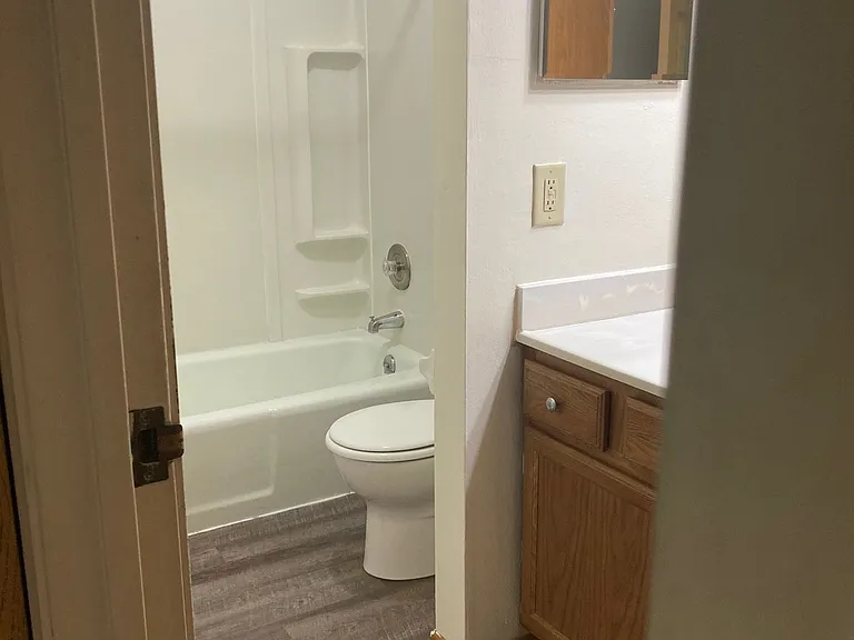 417 & 421 N Elizabeth Ave — Photo 14
