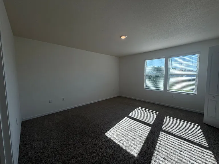 35 Oarsman Crossing Dr — Photo 8