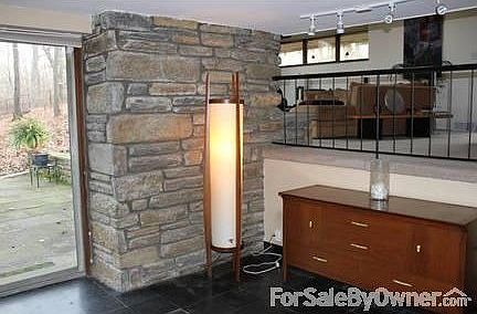 In the den/office
						:
						Totally mid-century!