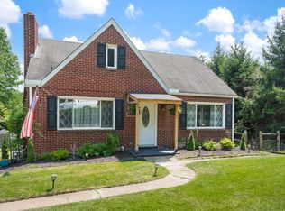 8844 Maple St, Allison Park, PA 15101