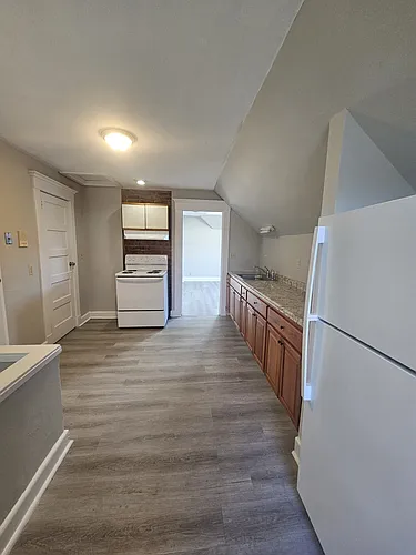 83 Gibbs St Photo 1