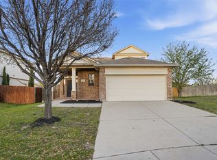 713 San Felipe Trl, Fort Worth, TX 76115