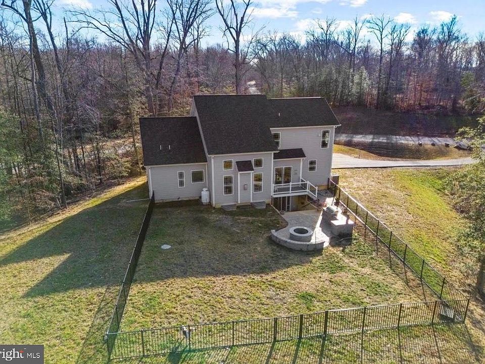 2nd image of 7195 Compass Ct