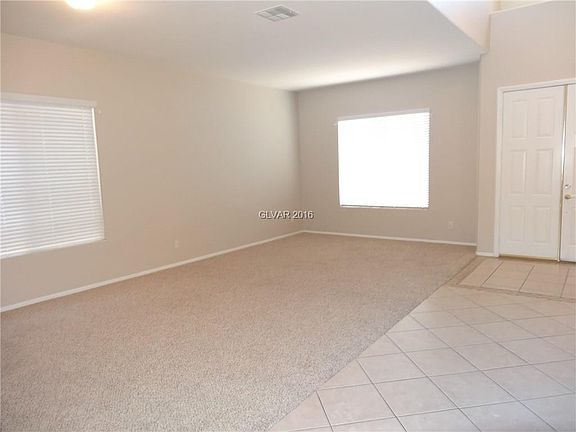 4th image of 832 Roaring Falls Ave #0
