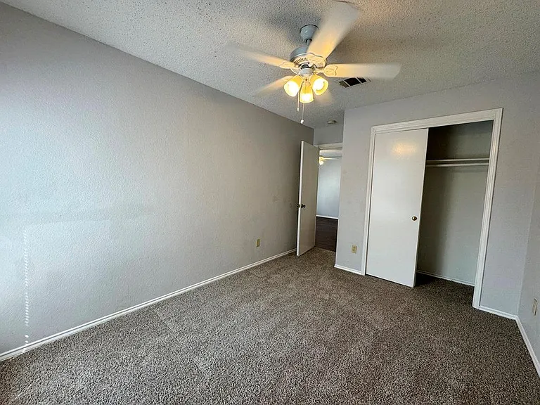 14009 Maricella Ln — Photo 20