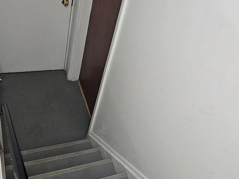 395 Peach Tree Ln #1 — Photo 2
