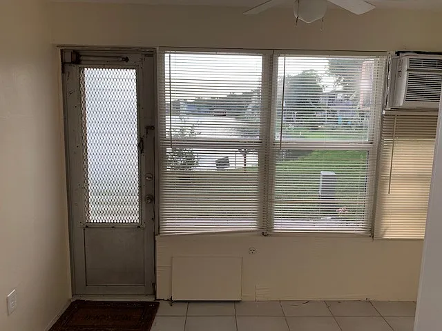 19080 NE 3rd Ct #306 — Photo 2