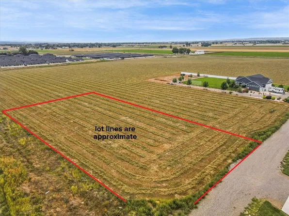 Georgina Dr, Billings, MT 59106
