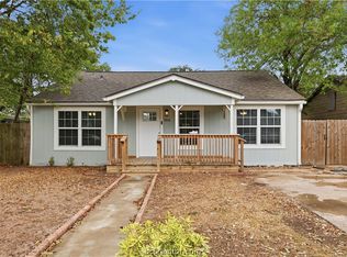 1904 Echols St, Bryan, TX 77801