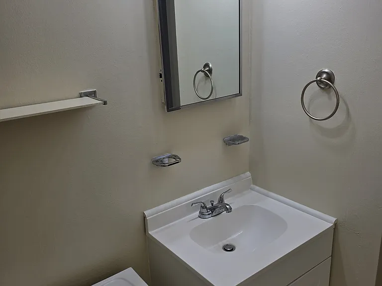 205 Durst Ave W #211B — Photo 15