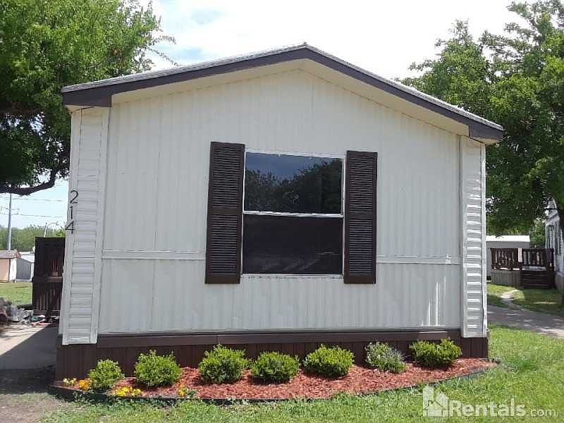1st image of 214 Nacona Ct