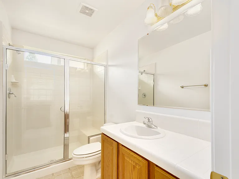 2319 E Gleneagle Dr — Photo 16