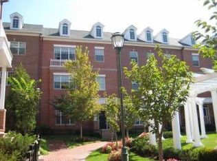 6 Bellcourt Pl, Livingston, NJ