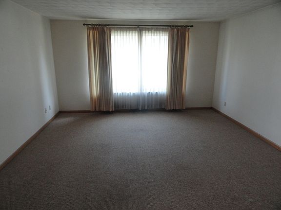 2nd image of 878 Buffalo Ave