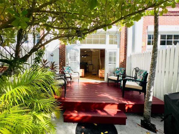 101 Front St APT 18, Key West, FL 33040