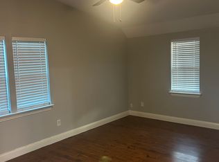 1012 Donald St, Lacy Lakeview, TX 76705