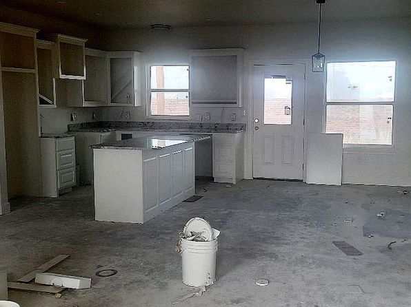 101 James Wells Dr, Roscoe, TX 79545