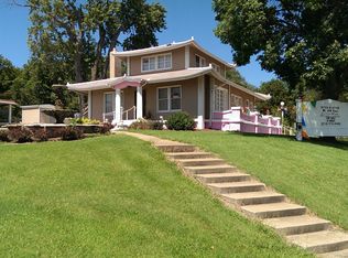 8702 W 49th Ter, Merriam, KS 66203