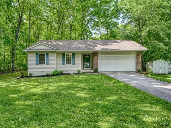 65 Pear Cir, Crossville, TN 38555