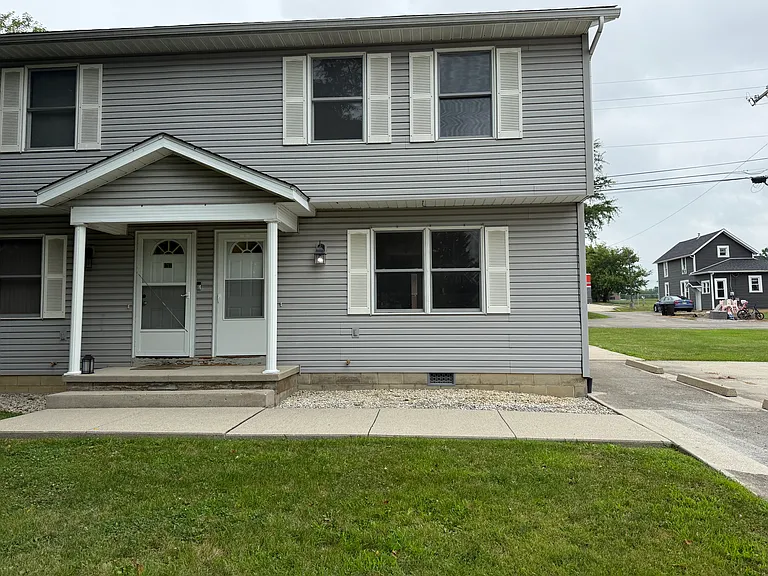 1219 S Detroit St #1219 — Photo 2