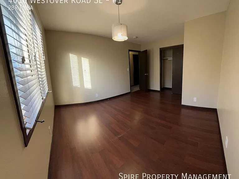 4010 Westover Rd SE #1 — Photo 9