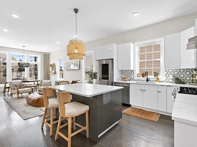 192 Congress St #1, Jersey City, NJ, 07307