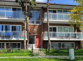 54 Rabbit Ln, Toronto, ON