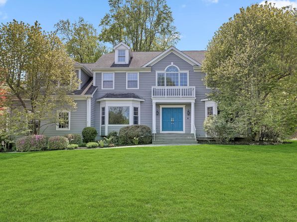 24 Hollow Tree Road, Briarcliff Manor, NY 10510