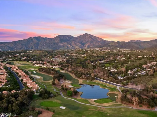 35 Oak Knls, Trabuco Canyon, CA 92679