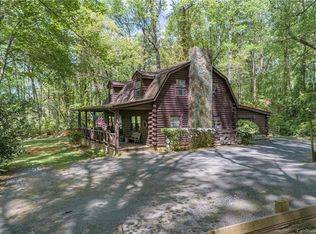 1059 Lakewood Dr, Newton, NC 28658