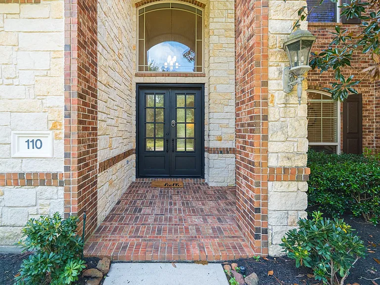 110 S Veilwood Cir — Photo 5