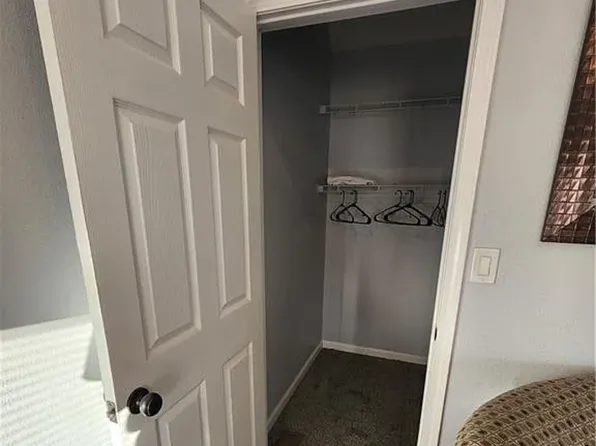 5811 Chestnut Ave, Kansas City, MO 64130