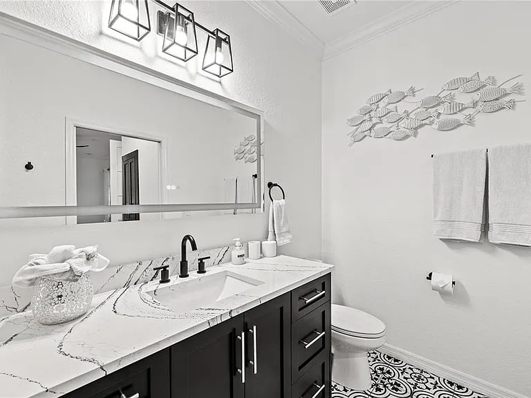 18114 Gawthrop Dr #402 — Photo 11