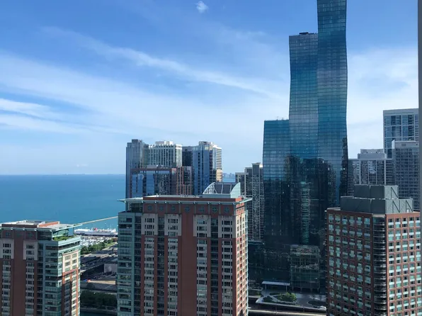 512 N McClurg Ct, Chicago, IL