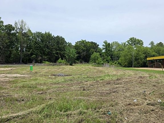 5th image of 1.56 Acres Mill Rd W