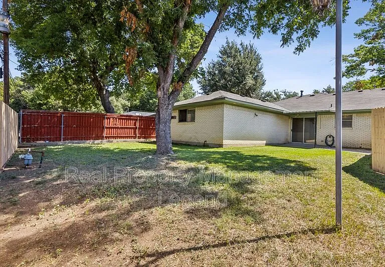 13425 Janwood Ln — Photo 25