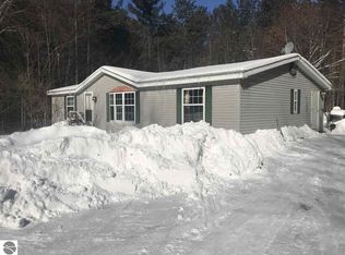 5668 W Rhoby Rd, Lake City, MI 49651