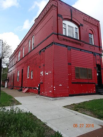 1st image of 8358 S Buffalo Ave #1F