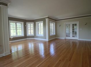 2749 W Sunnyside Ave #1, Chicago, IL 60625
