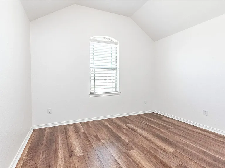 3094 Camden Park Ln — Photo 31