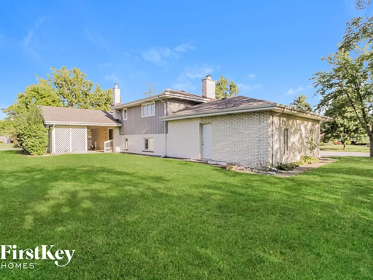 7758 Sycamore Dr — Photo 15