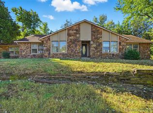 24038 E Lamb Ter, Broken Arrow, OK 74014