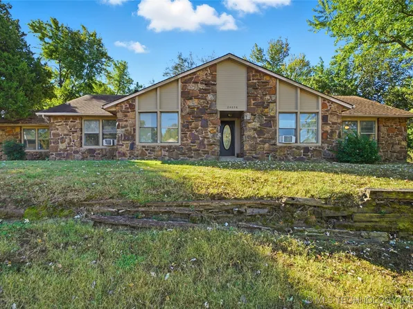 24038 E Lamb Ter, Broken Arrow, OK 74014