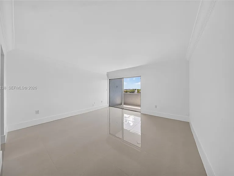 9351 Fontainebleau Blvd #B415 — Photo 20