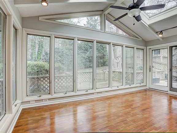 5th image of 3245 Foxwood Trl SE #A