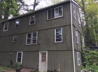 15 Little Alum Rd, Brimfield, MA 01010