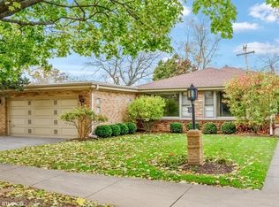 9034 Kildare Ave, Skokie, IL 60076