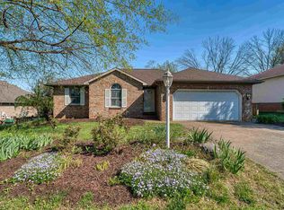 2306 Lake Dr, Evansville, IN