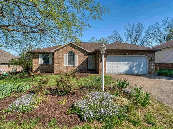 2306 Lake Dr, Evansville, IN 47711