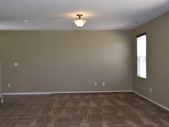 5th image of 843 Sunrise Dr